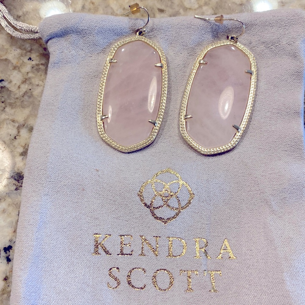 Beautiful pink Kendra Scott earrings